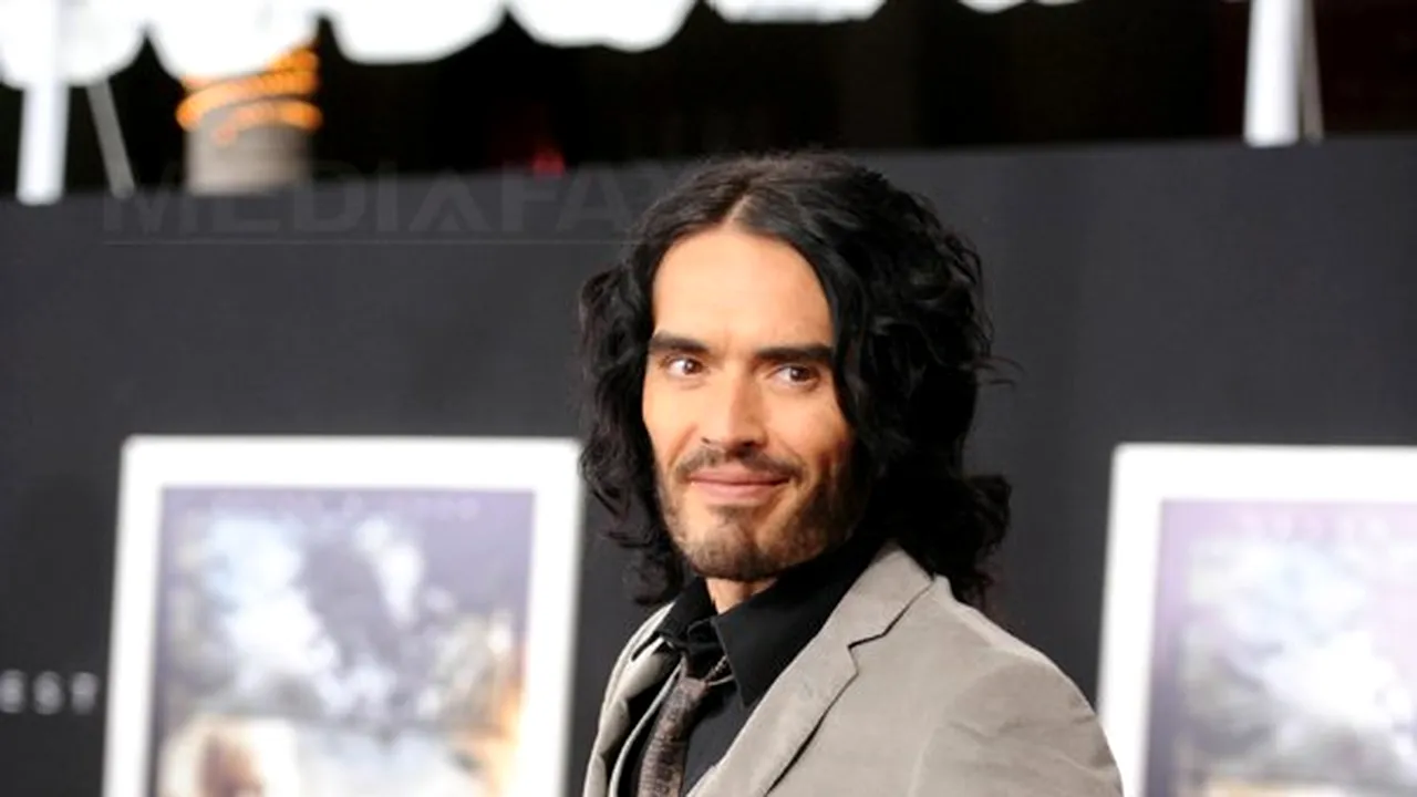 Russell Brand s-a predat poliţiei din New Orleans, după o altercaţie cu un fotograf