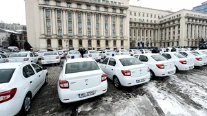 Poliţia Capitalei, dotată cu 60 de Dacia Logan noi - FOTO