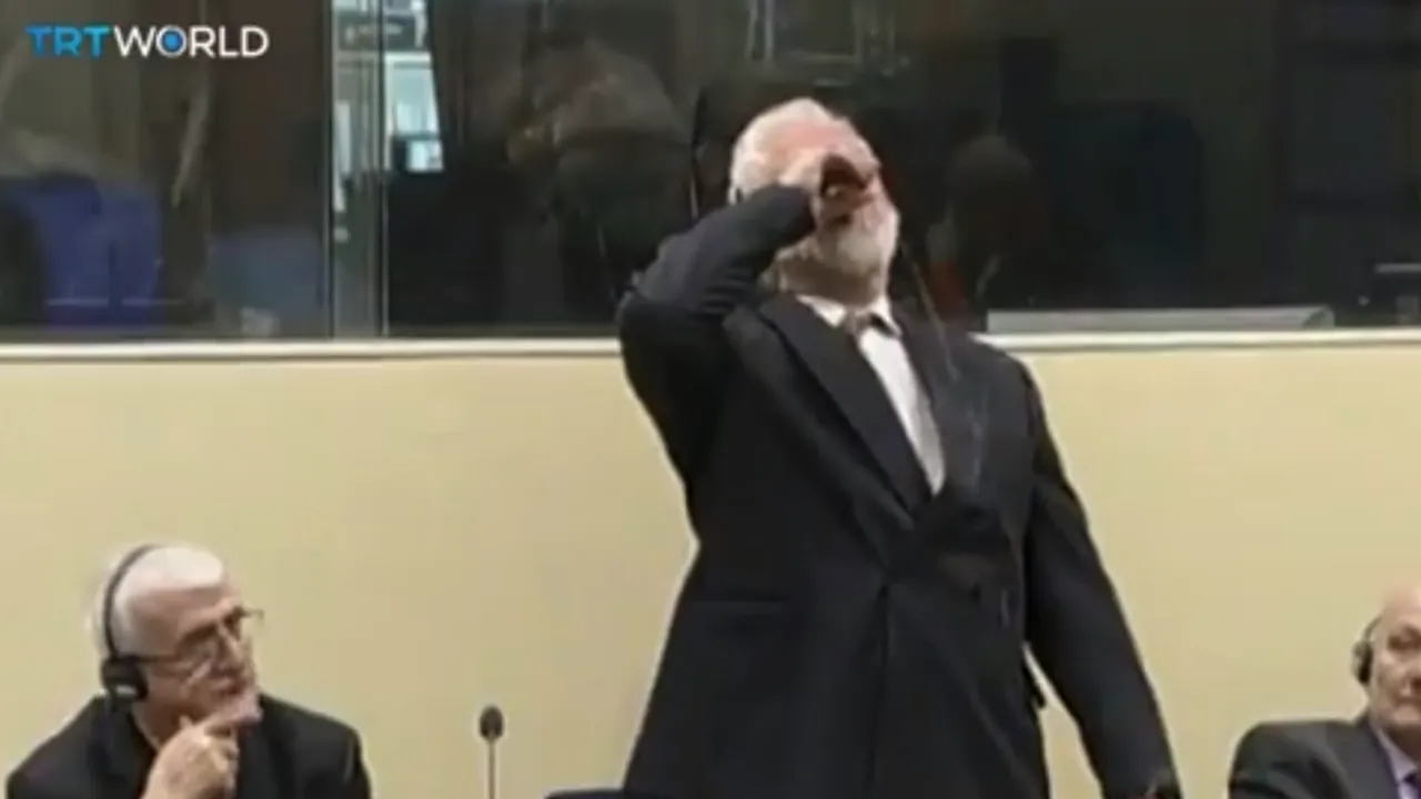 Slobodan Praljak a murit după ce s-a otrăvit în instanţa Tribunalului Penal Internaţional | VIDEO