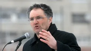 Primarul şi viceprimarul din Miercurea Ciuc, cercetaţi pentru corupţie, suspendaţi din funcţii