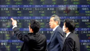 Nikkei a scăzut joi cu 6,5%
