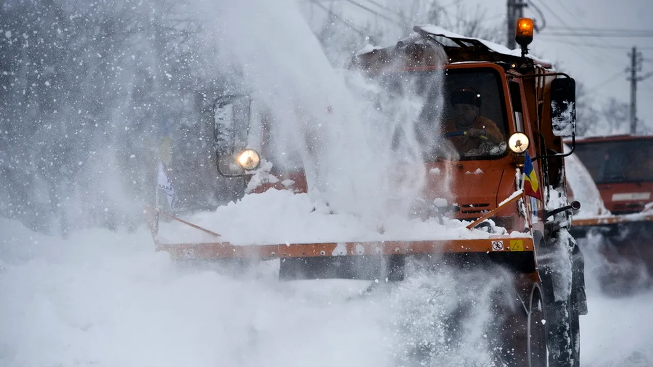 Ninge puternic între Sălaj şi Bihor. Restricţii pentru vehicule de peste 7.5 tone