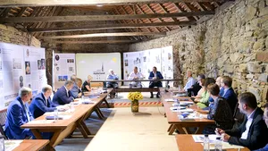 „Educaţia este esenţială în construirea şi consolidarea unei naţiuni”