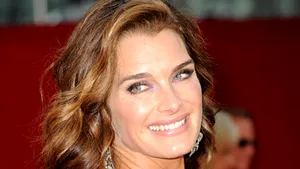 Nud al lui Brooke Shields la vârsta de 10 ani, retras dintr-o expoziţie