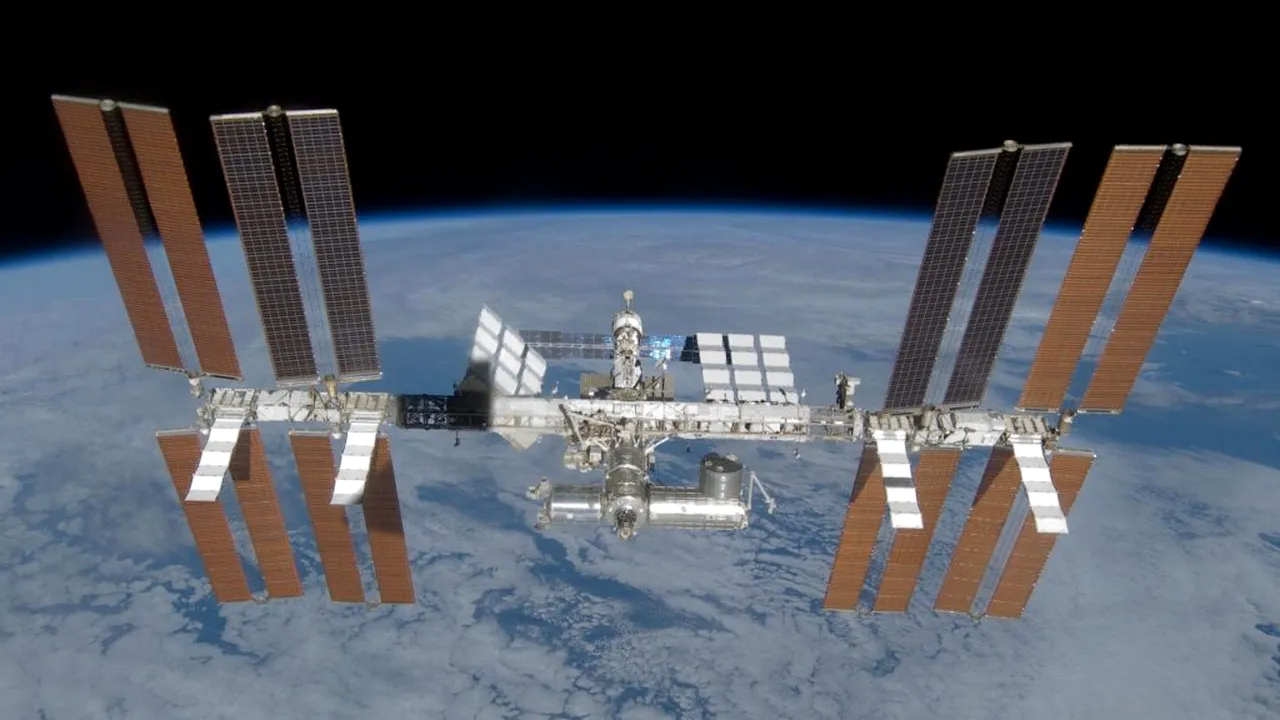 Mister și evacuare medicală. Experții NASA încearcă să afle de ce un astronaut aflat în spațiu nu a mai putut vorbi