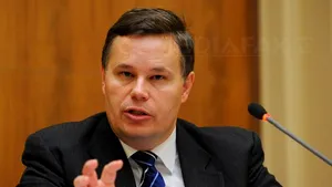 Franks: România nu trebuie să reducă taxele până în 2012 pentru a se încadra în ţinta de deficit