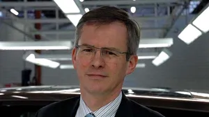 Jérôme Olive îl va înlocui pe François Fourmount la conducerea Dacia