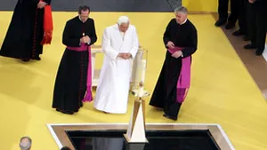 Papa Benedict vizitează locul atentatelor de la 11 septembrie