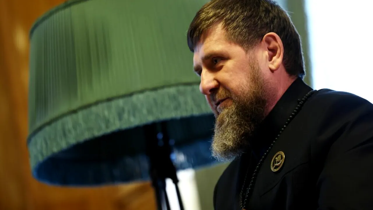 Kremlinul caută un lider nou pentru Republica Cecenă / Starea de sănătate a lui Kadîrov se degradează constant