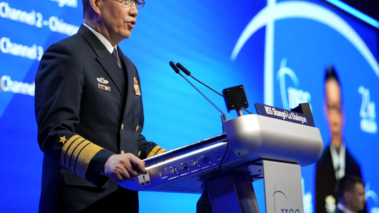 Reprezentantul Chinei s-a dezlănţuit la conferinţa din Singapore. A lansat ameninţări şi atacuri la conducerii din Taiwan. A fost nevoie ca moderatorul să intervină