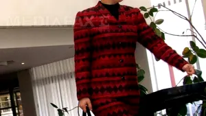 Anca Constantinescu nu plăteşte banii pentru mărcile Click FM şi CLIC şi contestă licitaţia