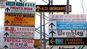 Presa din Italia denunţă 