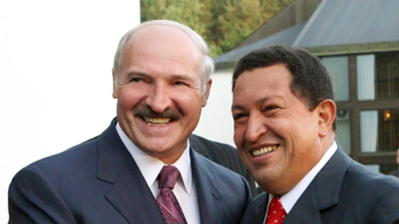 Hugo Chavez îi propune lui Lukaşenko să-şi unească ţările într-o 