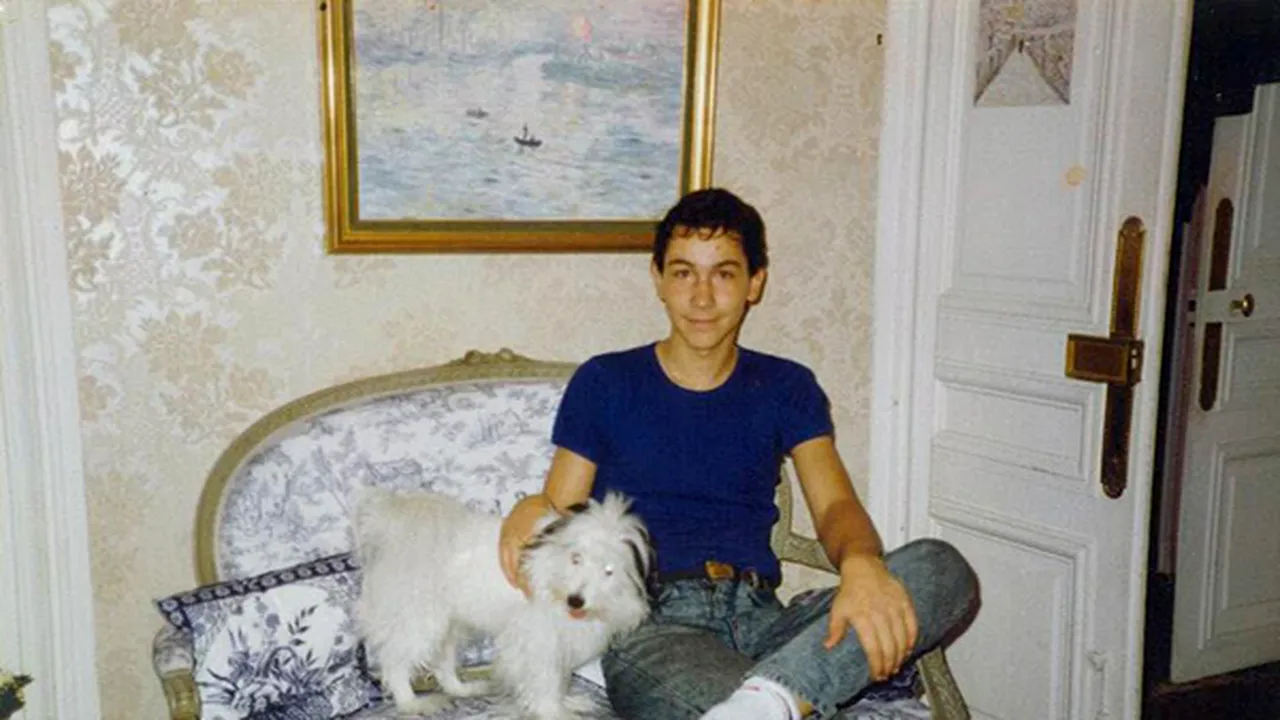 Imagini inedite cu Victor Ponta, postate chiar de premier pe Facebook - GALERIE FOTO