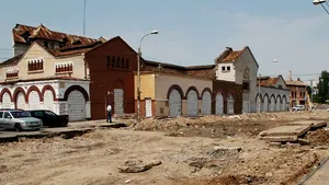 Protest faţă de mutarea Halei Matache. Peste 20 de persoane, ridicate de jandarmi 