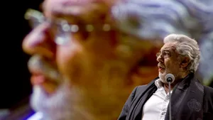 Andrea Bocelli despre acuzaţiile de hărţuire sexuală împotriva lui Placido Domingo: Este ”absurd” să fie respinsă o legendă ca el