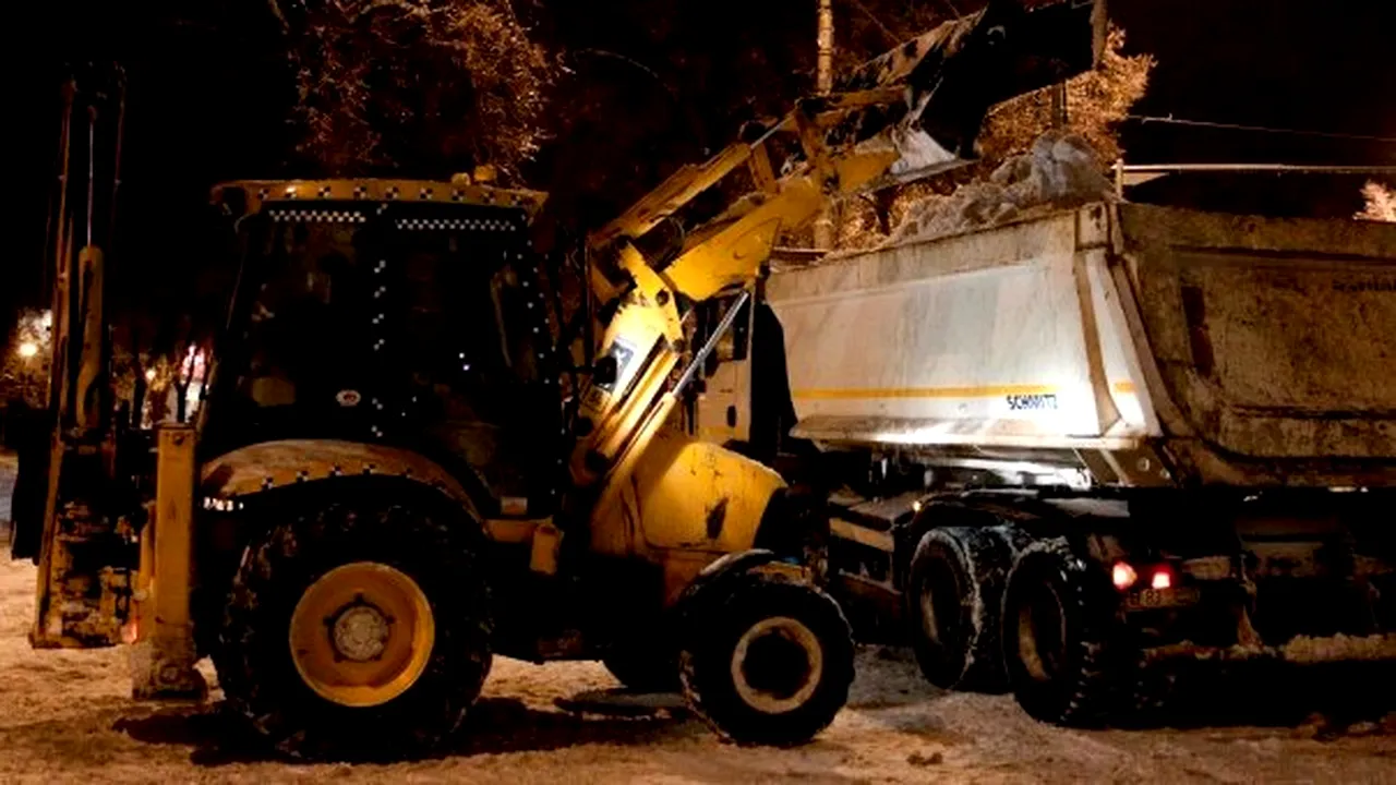 Maşinile din sectorul 2, deblocate din zăpadă printr-o procedură specială, în cursul nopţii