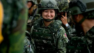 Femeile din Taiwan pot efectua serviciul militar pe fondul creşterii ameninţării chineze