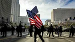 Raidurile administrației Trump împotriva imigranților, oprite temporar în Los Angeles