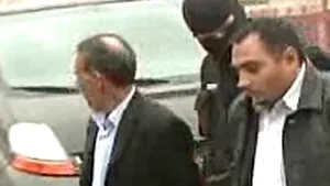 Patru persoane din Popeşti-Leordeni, în casa cărora au fost găsite arme, arestate preventiv