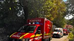 Accident grav pe A3. Un microbuz care transporta nouă persoane s-a izbit de un parapet