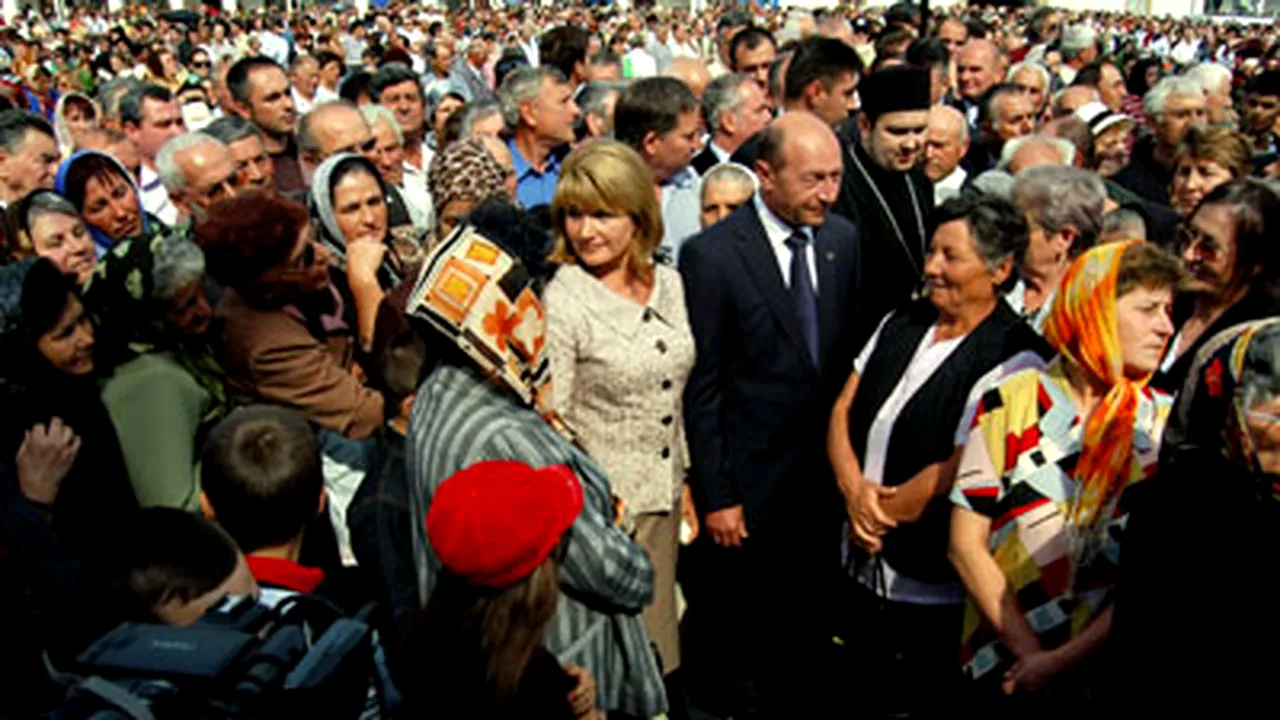 Băsescu: Umblu mult în ţară ca să-mi dau seama dacă mai pot candida o dată
