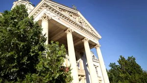 Guvernul a exceptat instituțiile de cultură din ordonanța austerității