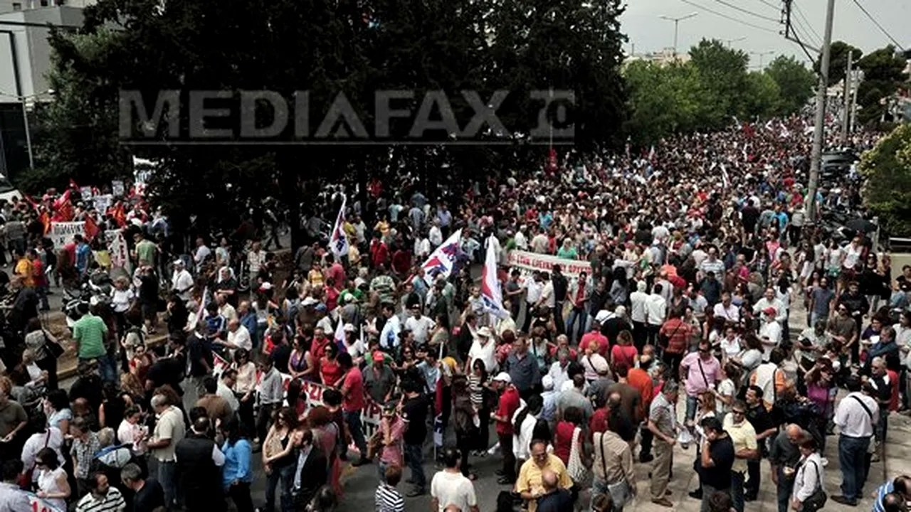 Grecia: A patra zi de PROTESTE la radio-televiziunea publică, după închiderea sa - FOTO