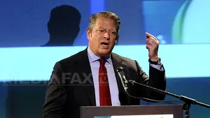 Al Gore, fost vicepreşedinte al SUA, îşi anunţă sprijinul pentru protestatarii de pe Wall Street