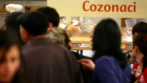 Românii plătesc peste 20 de milioane de euro pentru cozonaci şi pască de Paşte