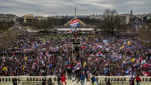 Violenţele din SUA, prin ochii românilor stabiliţi peste Ocean. „Credeam că democraţia americană e mai puternică”