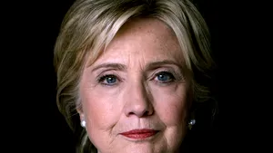 FBI menţine recomandarea de nepunere sub acuzare a lui Hillary Clinton, cu 2 zile înainte de alegeri