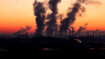 ECONOMIC Piața petrolului în alertă după noile atacuri din Orientul Mijlociu. Ce urmează pentru prețul carburanților