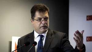 Comisarul european pentru gestionarea crizelor vine în România