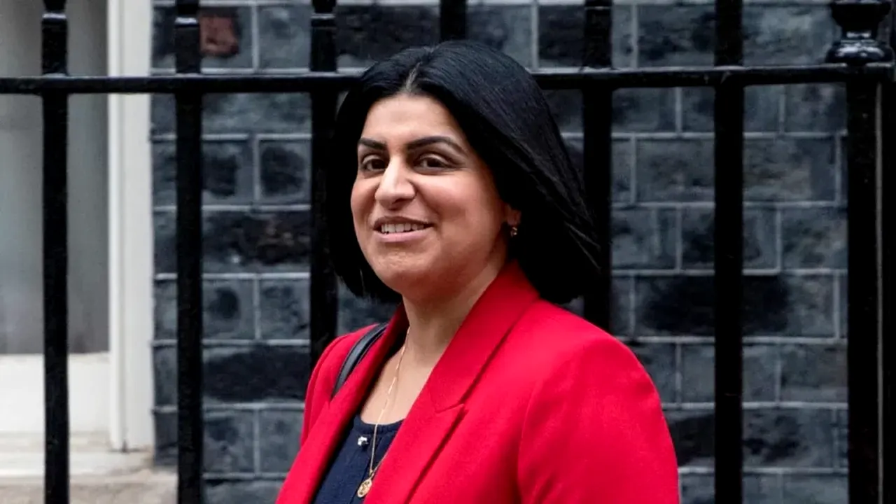 Marea Britanie introduce interdicții de vize pentru statele care refuză repatrierea migranților