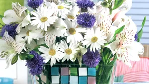 Vânzările online de flori au crescut în primul semestru cu 10%, la aproximativ 1,5 milioane euro