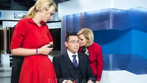 A doua dezbatere electorală în IMAGINI: Ce nu s-a văzut în timpul transmisiunii TV - GALERIE FOTO