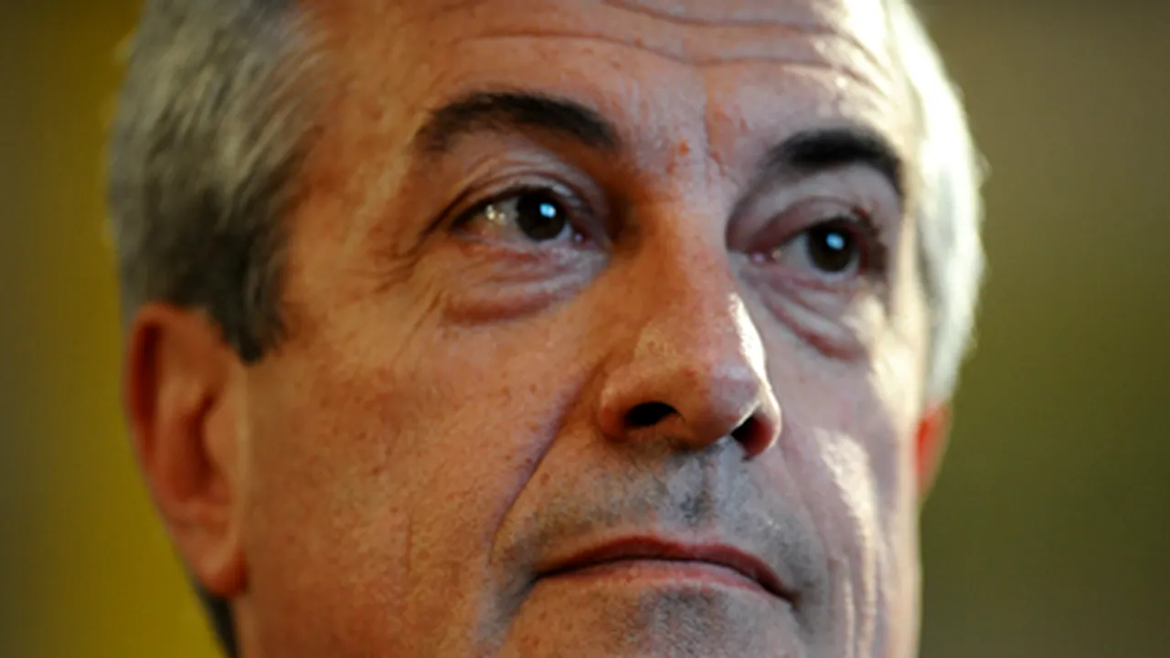 Tăriceanu: Boc nu este în stare să gândească mai mult decât gândea Ceauşescu, cizmarul