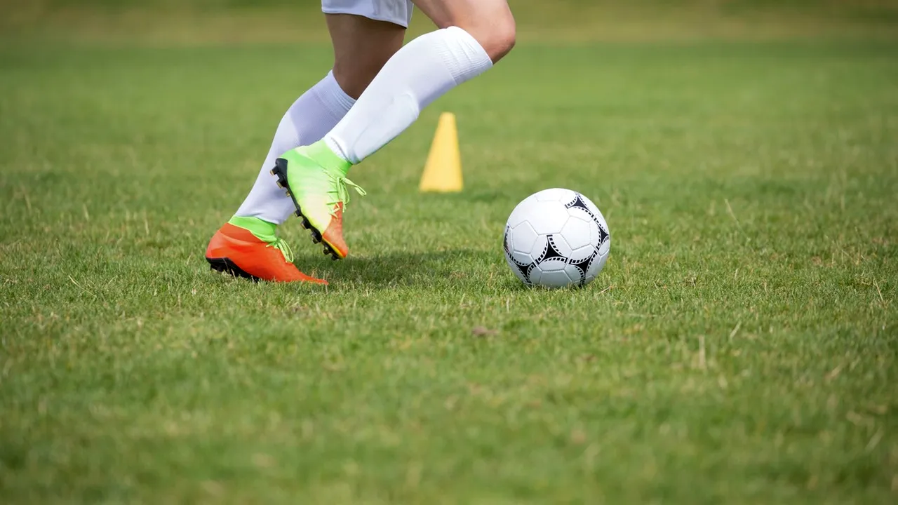 O echipă de fotbal a pierdut cu 37-0 după ce a păstrat distanţarea socială pe teren