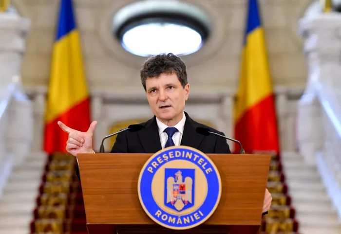POLITIC Nicușor Dan a promulgat Legea integrității, jalon din PNRR, cu tot cu „amendamentul Fritz”: „Nu ne permitem să nu accesăm aceste fonduri”