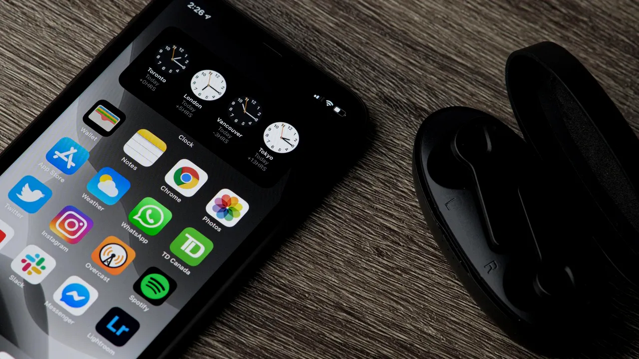 (P) Bună, viteză! Ce a adus nou gama iPhone 12