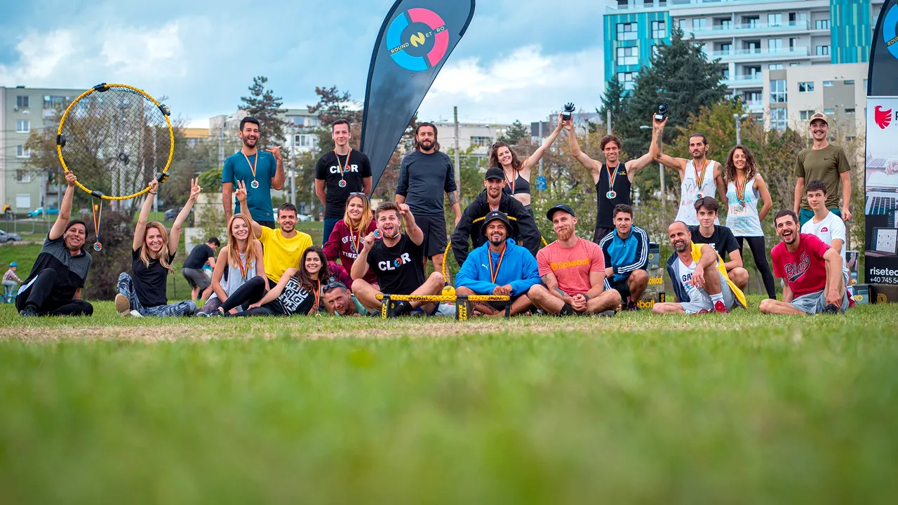Roundnetul, sportul care prinde teren în România