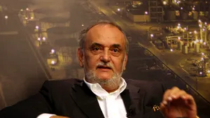 Patriciu: Nu susţin pe nimeni la preşedinţia PNL, salut competiţia