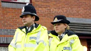 Doi români, printre cei mai căutaţi infractori străini din Marea Britanie