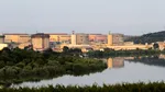 Directorul Centralei Nucleare de la Cernavodă afirmă că Unitatea 2 mai poate funcționa cinci zile în condițiile actuale. Măsurile luate de autorități ar putea asigura alte câteva zile de funcționare