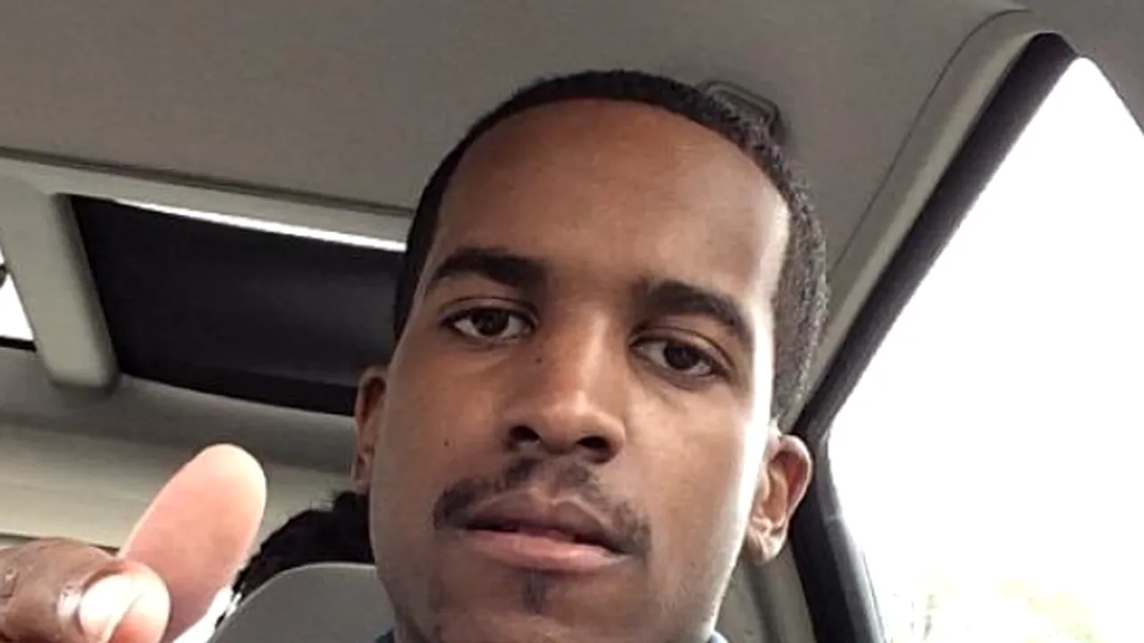 Rapperul american Lil Reese, împuşcat în gât, este în stare critică - FOTO