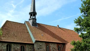 Cea mai veche clădire din Anglia a supraviețuit timp de 15 secole și încă este folosită