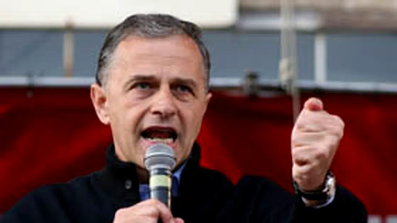 Geoană: Panoul cu inscripţia „Ţinutul Secuiesc” este un ultraj la adresa Constituţiei României