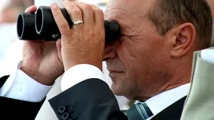 Băsescu şi-a reînnoit brevetul de navigator pentru a demonstra tuturor că are alternativă