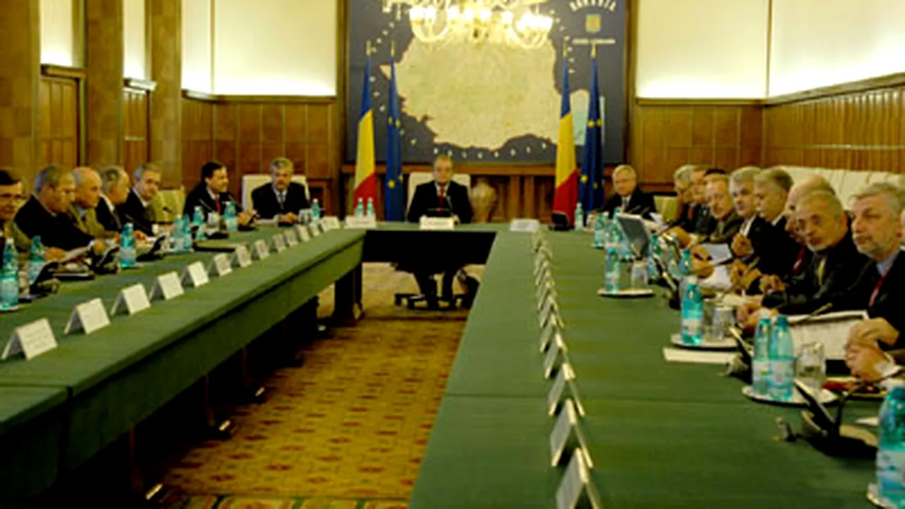 Amendamente la Guvern: Majorarea salariilor la parlamentari, fără restricţii la ocuparea posturilor